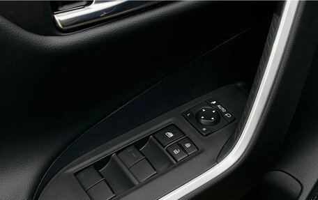 Toyota RAV4, 2025 год, 4 310 000 рублей, 25 фотография