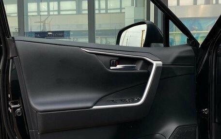 Toyota RAV4, 2025 год, 4 310 000 рублей, 27 фотография