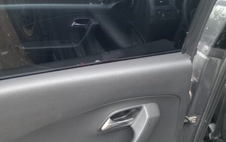 Volkswagen Polo VI (EU Market), 2015 год, 700 000 рублей, 6 фотография