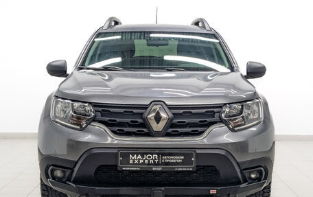 Renault Duster, 2022 год, 1 860 000 рублей, 2 фотография