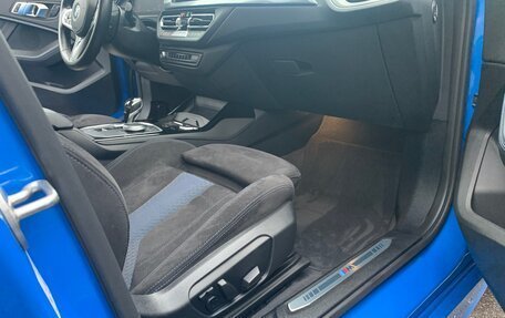 BMW 1 серия, 2021 год, 3 200 000 рублей, 18 фотография