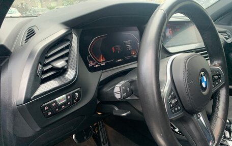 BMW 1 серия, 2021 год, 3 200 000 рублей, 24 фотография