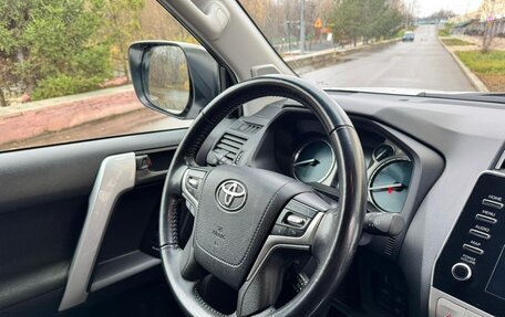 Toyota Land Cruiser Prado 150 рестайлинг 2, 2020 год, 4 530 000 рублей, 18 фотография