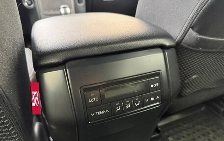 Toyota Land Cruiser Prado 150 рестайлинг 2, 2020 год, 4 530 000 рублей, 16 фотография