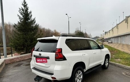 Toyota Land Cruiser Prado 150 рестайлинг 2, 2020 год, 4 530 000 рублей, 7 фотография