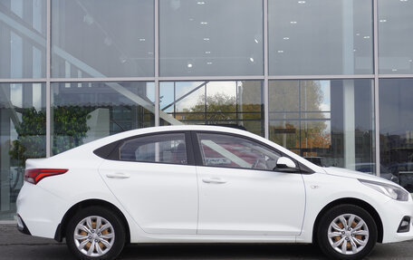 Hyundai Solaris II рестайлинг, 2017 год, 939 000 рублей, 4 фотография