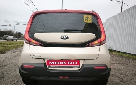 KIA Soul III, 2019 год, 2 600 000 рублей, 8 фотография