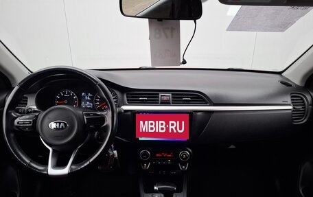 KIA Rio IV, 2018 год, 1 570 000 рублей, 9 фотография