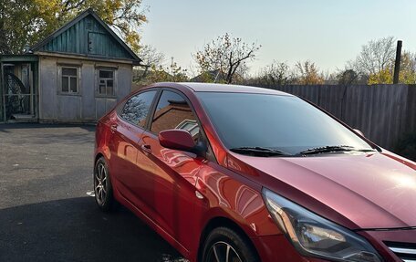 Hyundai Solaris II рестайлинг, 2014 год, 920 000 рублей, 3 фотография