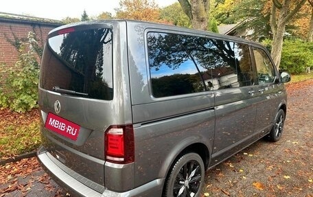 Volkswagen Transporter T6 рестайлинг, 2019 год, 1 980 000 рублей, 4 фотография