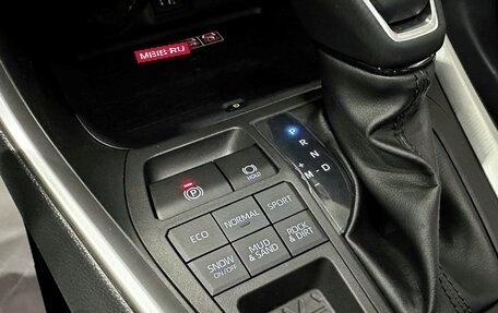 Toyota RAV4, 2025 год, 4 017 000 рублей, 29 фотография