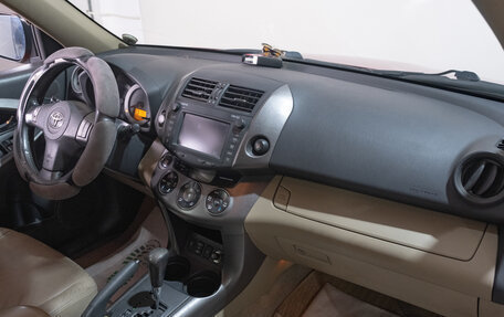 Toyota RAV4, 2011 год, 1 899 000 рублей, 19 фотография