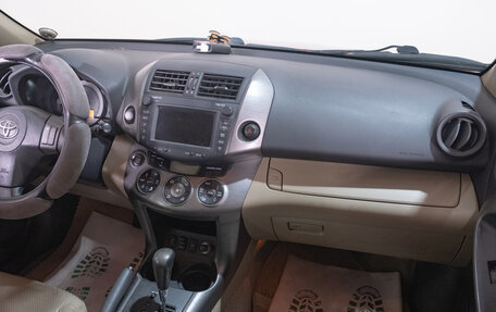 Toyota RAV4, 2011 год, 1 899 000 рублей, 18 фотография