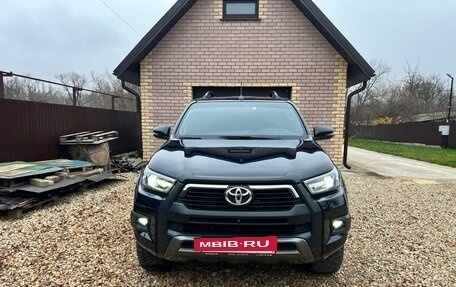 Toyota Hilux VIII, 2020 год, 5 150 000 рублей, 3 фотография