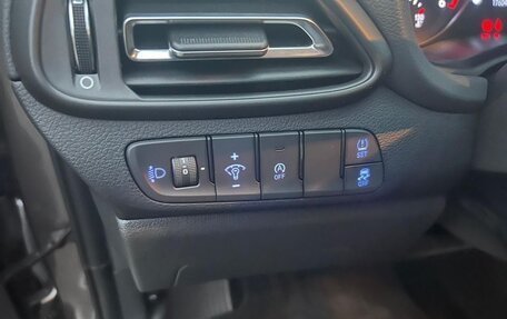 Hyundai i30 III, 2021 год, 1 750 000 рублей, 9 фотография