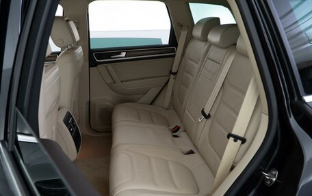 Volkswagen Touareg III, 2014 год, 2 489 958 рублей, 9 фотография