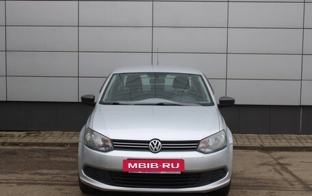 Volkswagen Polo VI (EU Market), 2011 год, 565 000 рублей, 2 фотография