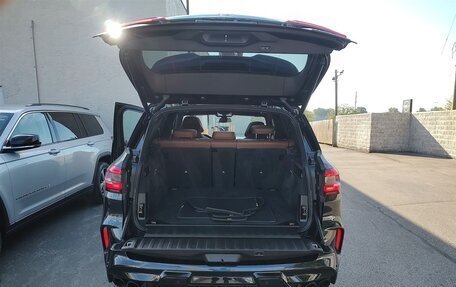 BMW X5 M, 2023 год, 15 776 157 рублей, 8 фотография