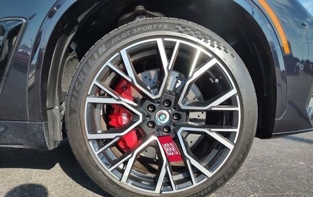 BMW X5 M, 2023 год, 15 776 157 рублей, 9 фотография