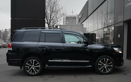 Toyota Land Cruiser 200, 2016 год, 5 000 000 рублей, 4 фотография