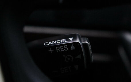 Toyota Land Cruiser 200, 2016 год, 5 000 000 рублей, 17 фотография