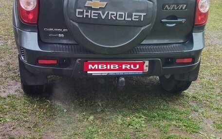 Chevrolet Niva I рестайлинг, 2017 год, 820 000 рублей, 6 фотография