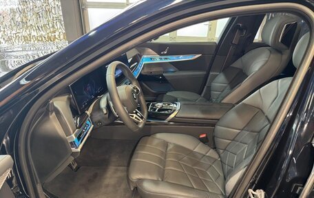 BMW 7 серия, 2025 год, 17 790 000 рублей, 14 фотография