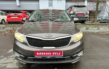 KIA Rio III рестайлинг, 2017 год, 1 370 000 рублей, 1 фотография