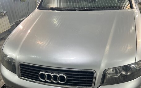 Audi A4, 2003 год, 700 000 рублей, 5 фотография