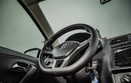 Volkswagen Polo VI (EU Market), 2016 год, 890 000 рублей, 16 фотография