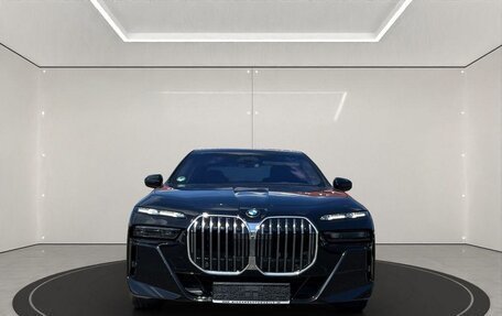 BMW 7 серия, 2025 год, 17 490 000 рублей, 2 фотография