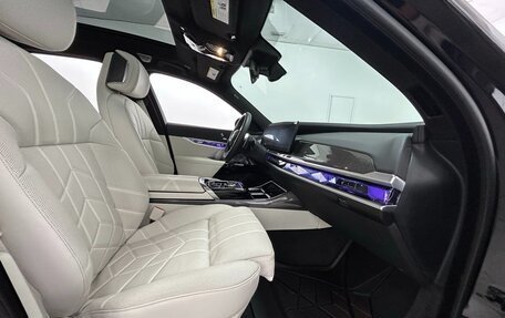 BMW 7 серия, 2025 год, 18 567 980 рублей, 39 фотография