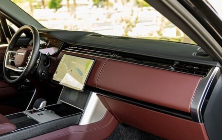 Land Rover Range Rover IV рестайлинг, 2025 год, 22 687 900 рублей, 30 фотография