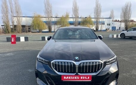 BMW 5 серия, 2024 год, 8 500 000 рублей, 5 фотография