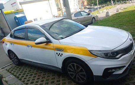 KIA Optima IV, 2018 год, 1 030 000 рублей, 10 фотография