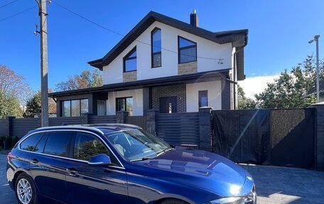 BMW 3 серия, 2018 год, 1 940 000 рублей, 1 фотография