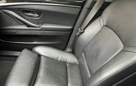 BMW 5 серия, 2011 год, 1 580 000 рублей, 4 фотография