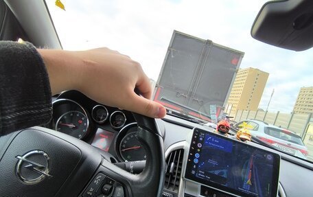 Opel Astra J, 2010 год, 800 000 рублей, 9 фотография