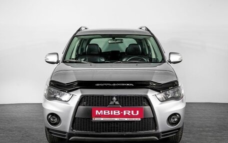 Mitsubishi Outlander III рестайлинг 3, 2011 год, 1 200 000 рублей, 2 фотография