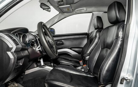 Mitsubishi Outlander III рестайлинг 3, 2011 год, 1 200 000 рублей, 6 фотография