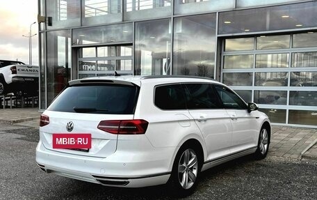 Volkswagen Passat B8 рестайлинг, 2018 год, 2 300 000 рублей, 4 фотография