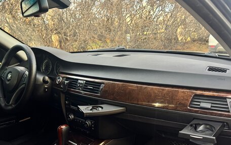 BMW 3 серия, 2009 год, 1 200 000 рублей, 13 фотография