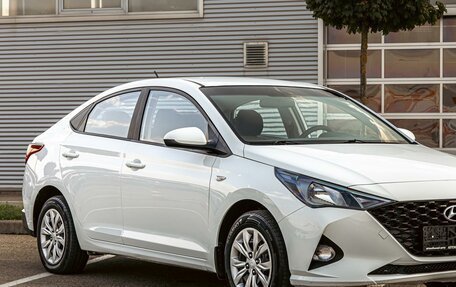 Hyundai Solaris II рестайлинг, 2021 год, 1 225 000 рублей, 7 фотография