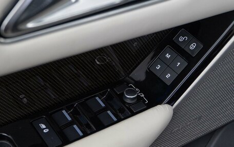 Land Rover Range Rover IV рестайлинг, 2017 год, 3 989 050 рублей, 19 фотография