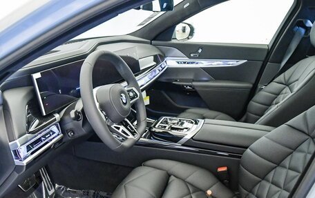 BMW 7 серия, 2025 год, 16 287 685 рублей, 28 фотография