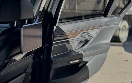 BMW 7 серия, 2017 год, 3 980 000 рублей, 9 фотография