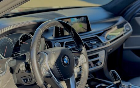 BMW 7 серия, 2017 год, 3 980 000 рублей, 11 фотография