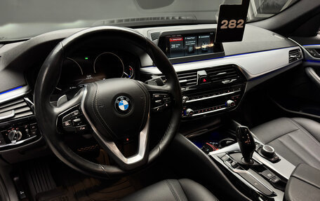 BMW 5 серия, 2019 год, 3 300 000 рублей, 11 фотография