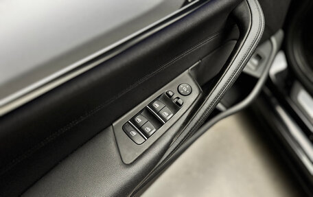 BMW 5 серия, 2019 год, 3 300 000 рублей, 14 фотография