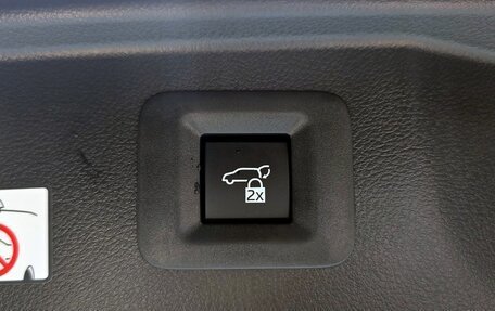 Toyota Alphard, 2024 год, 17 790 000 рублей, 7 фотография